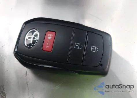 2024 Toyota Corolla Cross Le z USA, uszkodzony, nr VIN 7MUBAABG5RV106255